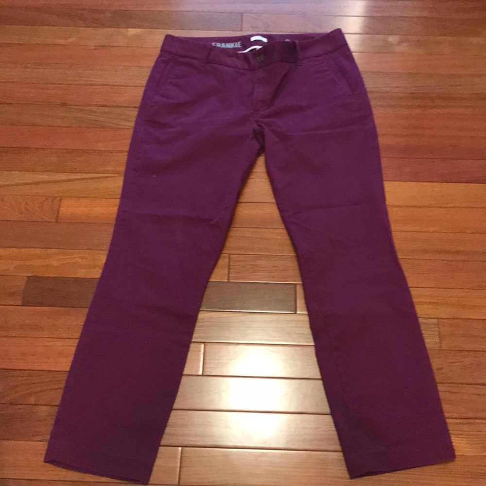 Dark purple ankle length stretch pants